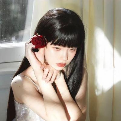 淡蓝琥珀